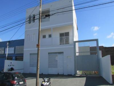 Apartamento para Locação, em Presidente Prudente, bairro Residencial Green Ville, 3 dormitórios, 1 banheiro, 1 suíte, 2 vagas
