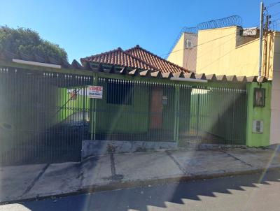 Casa para Venda, em Presidente Prudente, bairro Cidade Jardim, 3 dormit�rios, 1 banheiro, 2 vagas