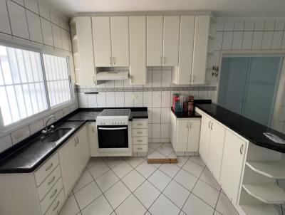 Casa para Venda, em Presidente Prudente, bairro Jardim Everest, 3 dormit�rios, 3 banheiros, 1 su�te, 4 vagas